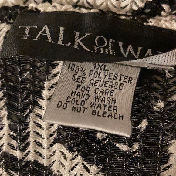 Talk Of The Walk Open Front Cardigan - Picture 10 of 11